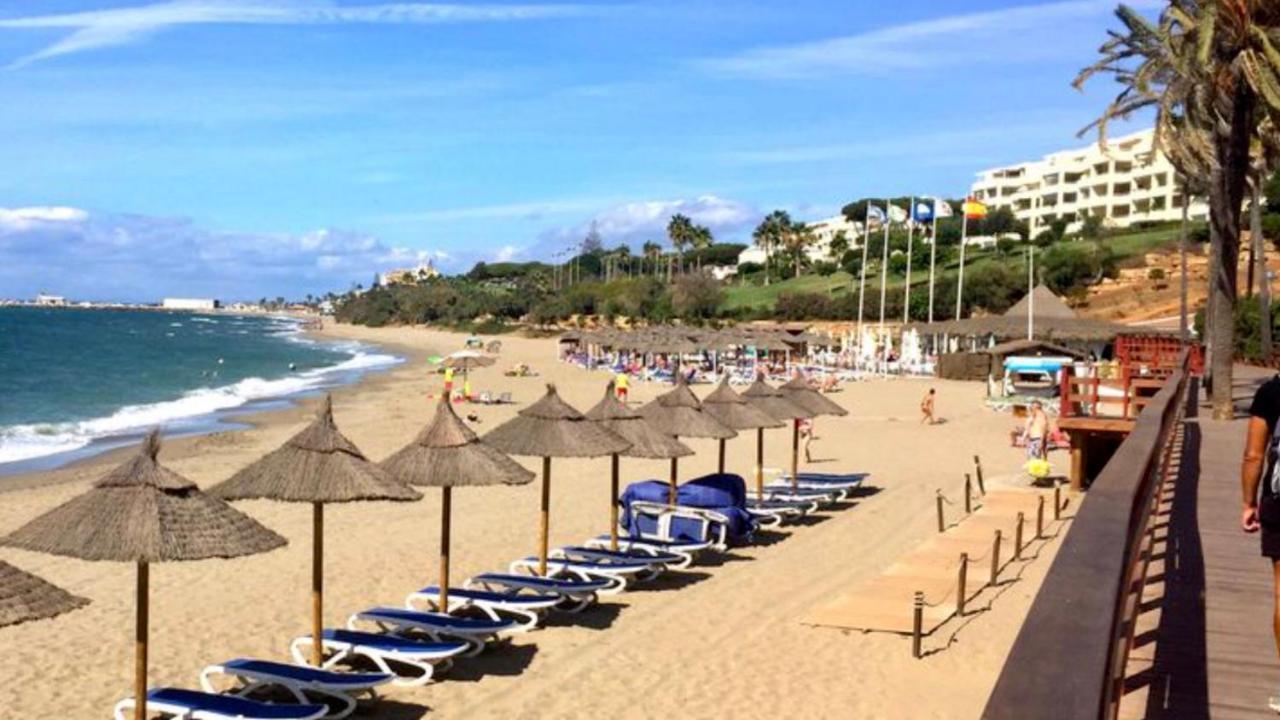 Mijas Costa - Beachside Apartment-B Sitio de Calahonda Екстер'єр фото