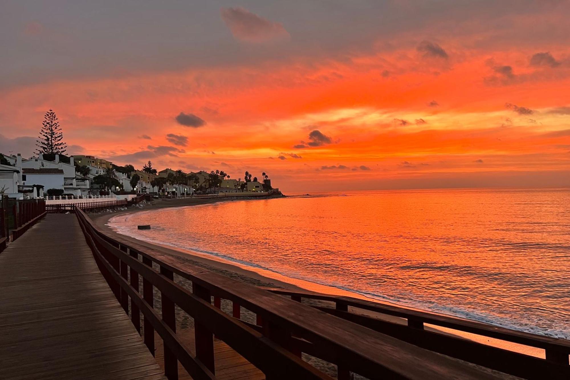 Mijas Costa - Beachside Apartment-B Sitio de Calahonda Екстер'єр фото